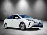 Used 2021 Toyota Prius LE image 2