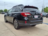 Used 2017 Subaru Outback 2.5i Limited image 3