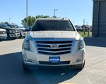 Used 2017 Cadillac Escalade ESV Luxury image 2