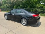 Used 2010 Lincoln MKZ image 3
