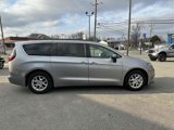 Used 2021 Chrysler Voyager Lxi image 4
