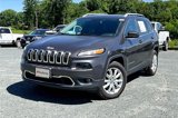 Used 2017 Jeep Cherokee Limited image 2