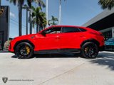 Used 2021 Lamborghini Urus image 2