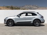 Certified 2024 Porsche Macan image 2