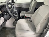 Used 2017 Toyota Sienna LE image 3