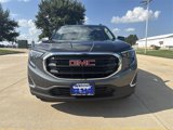 Used 2021 GMC Terrain SLE w/ Driver Convenience Package image 3