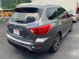 Used 2020 Nissan Pathfinder Platinum image 4