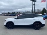 Used 2022 GMC Terrain SLE image 2