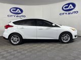 Used 2017 Ford Focus SE image 3