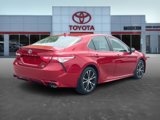 Used 2020 Toyota Camry SE w/ Moonroof Package image 5