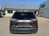 Used 2019 Jeep Cherokee Trailhawk image 4