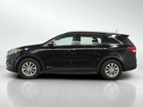 Used 2017 Kia Sorento LX image 2