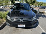 Used 2017 Volkswagen Tiguan S image 2