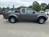 Used 2016 Nissan Frontier SV image 2
