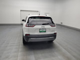 Used 2019 Jeep Cherokee Limited image 6
