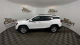 Used 2022 GMC Terrain SLE w/ Driver Convenience Package image 5