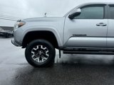 Used 2019 Toyota Tacoma 4x4 Double Cab image 2