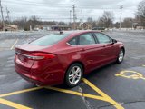 Used 2018 Ford Fusion SE w/ Fusion SE Technology Package image 5