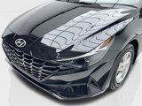Used 2023 Hyundai Elantra SE image 5