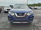 Used 2019 Nissan Rogue SV image 2