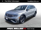 Used 2022 Volkswagen Tiguan SE image 1