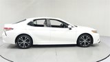 Used 2018 Toyota Camry SE image 6