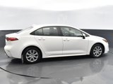 Used 2022 Toyota Corolla LE image 4