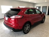 Used 2020 Ford Edge Titanium image 3