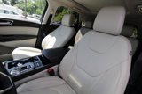 Used 2020 Ford Edge Titanium image 3