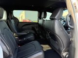 New 2025 Chrysler Pacifica Select image 5