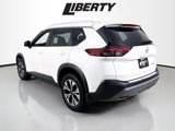 Used 2022 Nissan Rogue SV w/ SV Premium Package image 5