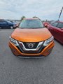 Used 2017 Nissan Rogue SL w/ SL Premium Package image 2