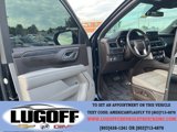 Used 2022 GMC Yukon XL SLT w/ SLT Premium Package image 4
