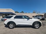 Used 2024 Ford Explorer XLT w/ Equipment Group 202A image 4