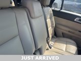 Used 2013 Ford Explorer XLT image 2