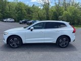 Used 2020 Volvo XC60 T6 Momentum image 2