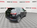 Used 2017 Jeep Compass Latitude w/ Popular Equipment Group image 6