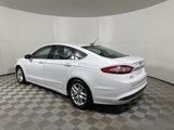 Used 2015 Ford Fusion SE image 5