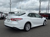 Used 2018 Toyota Camry LE image 3