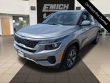 Used 2022 Kia Seltos EX image 3