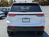 New 2025 Jeep Grand Cherokee Laredo image 3