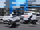 New 2025 Chevrolet Trax RS w/ Sunroof Package image 3
