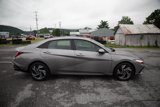 Used 2025 Hyundai Elantra Limited image 2