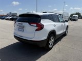 Used 2022 GMC Terrain SLE w/ Driver Convenience Package image 3