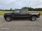 Used 2021 Chevrolet Silverado 1500 LT image 2