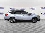 Used 2015 Subaru Outback 2.5i Limited image 4