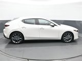 Used 2020 MAZDA MAZDA3 AWD Hatchback w/ Preferred Pkg image 6