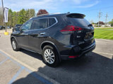 Used 2018 Nissan Rogue SV w/ Premium Package image 5