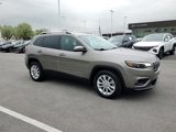 Used 2019 Jeep Cherokee Latitude w/ Popular Appearance Group image 2