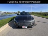 Used 2017 Ford Fusion SE w/ Fusion SE Technology Package image 3